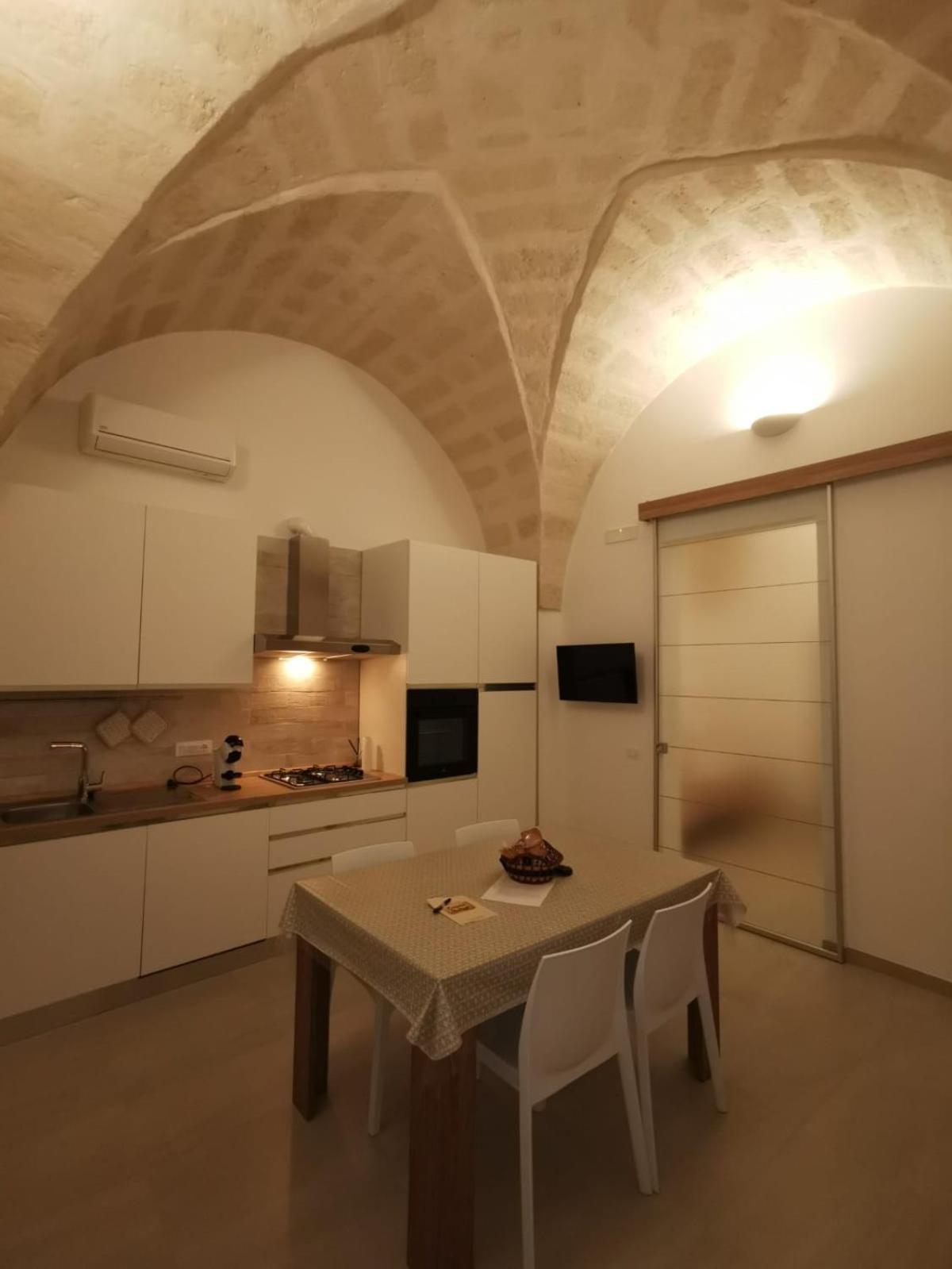 דירות Crispiano A Casa Di Tina מראה חיצוני תמונה